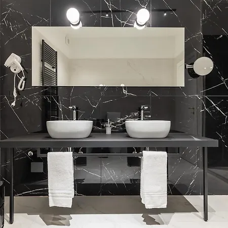 شقة Luxury Styled By Design Club Collection بولونيا