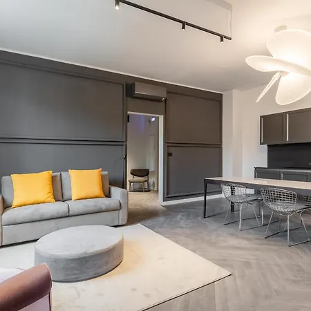 Apartment Luxury Styled By Design Club Collection Bologna