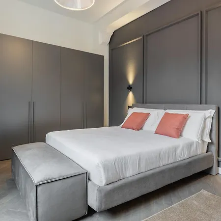 Luxury Styled By Design Club Collection شقة